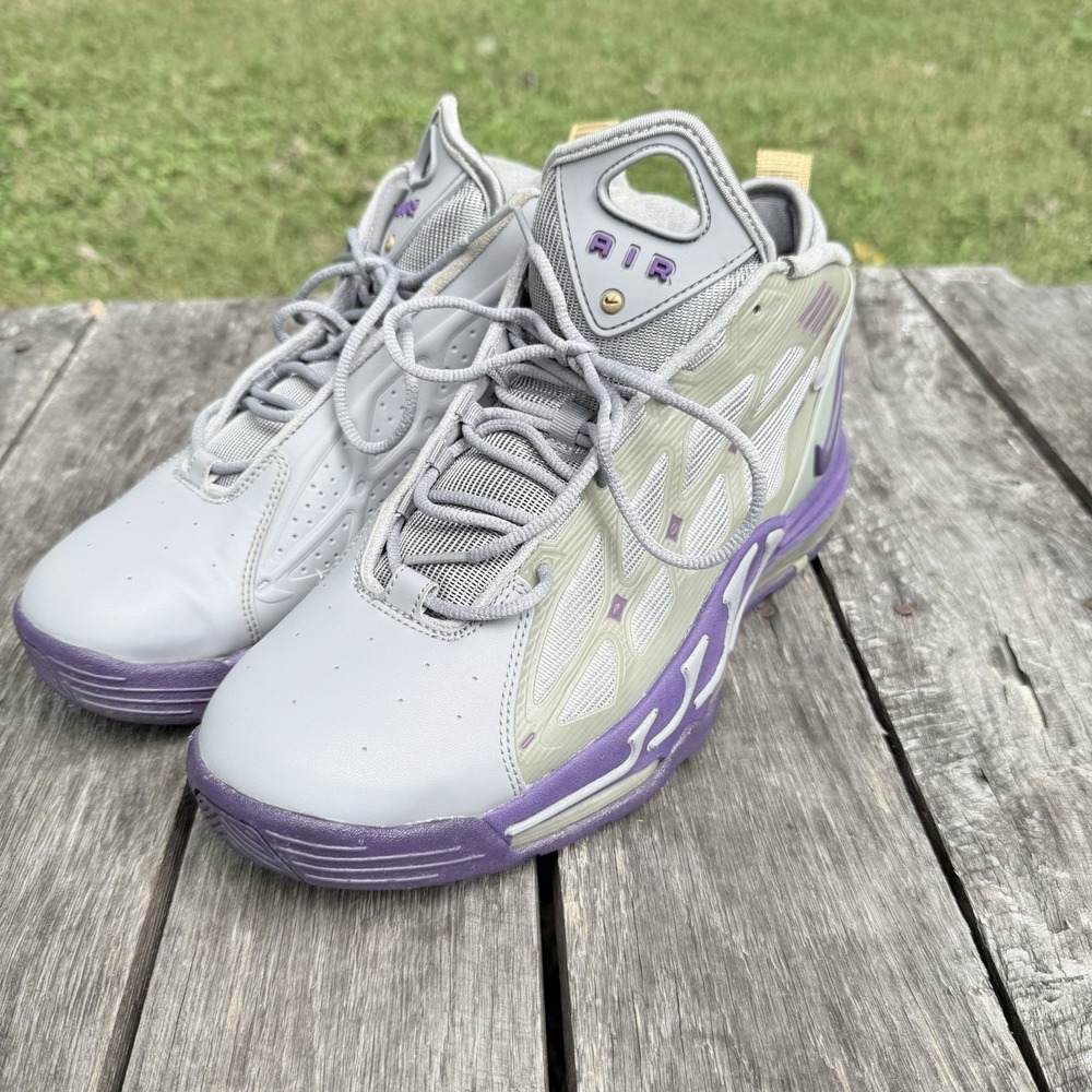 Nike Air Max Pillar Mens Sz 10.5  525226-003 Gray‎ /Purple Training Shoes "RARE"
